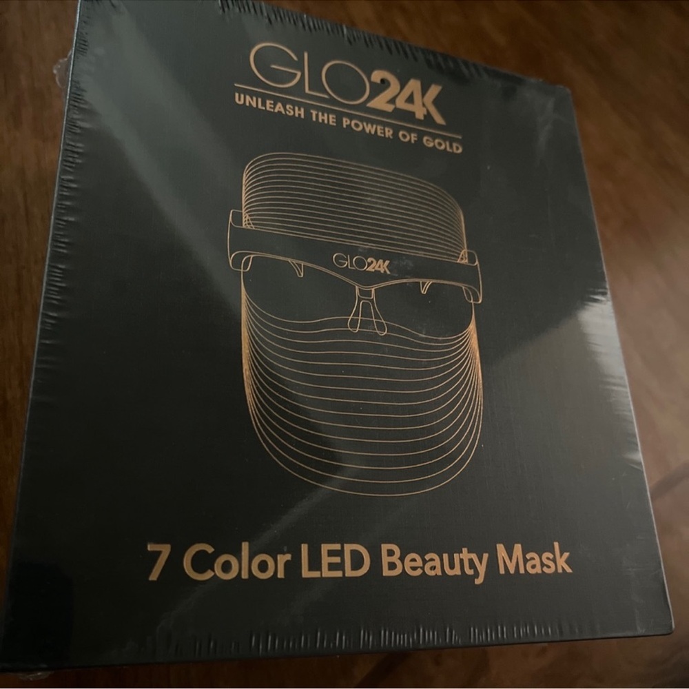 Gold 7 Color LED Beauty Mask